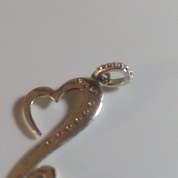 925 HEART CHARM WITH DIAMOND CHIPS - Picture 4 of 5